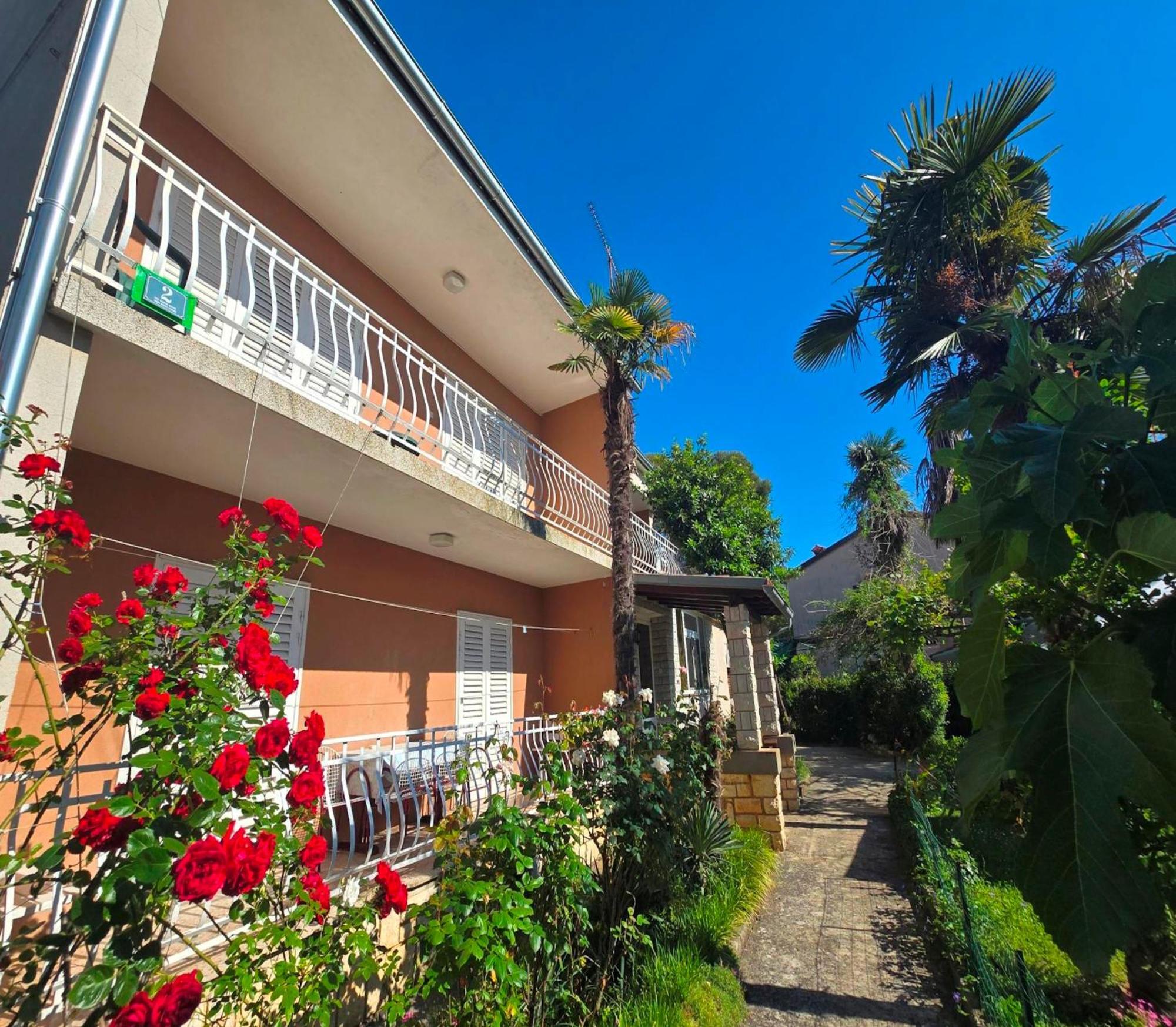 Renata Mare Apartments 罗维尼 外观 照片
