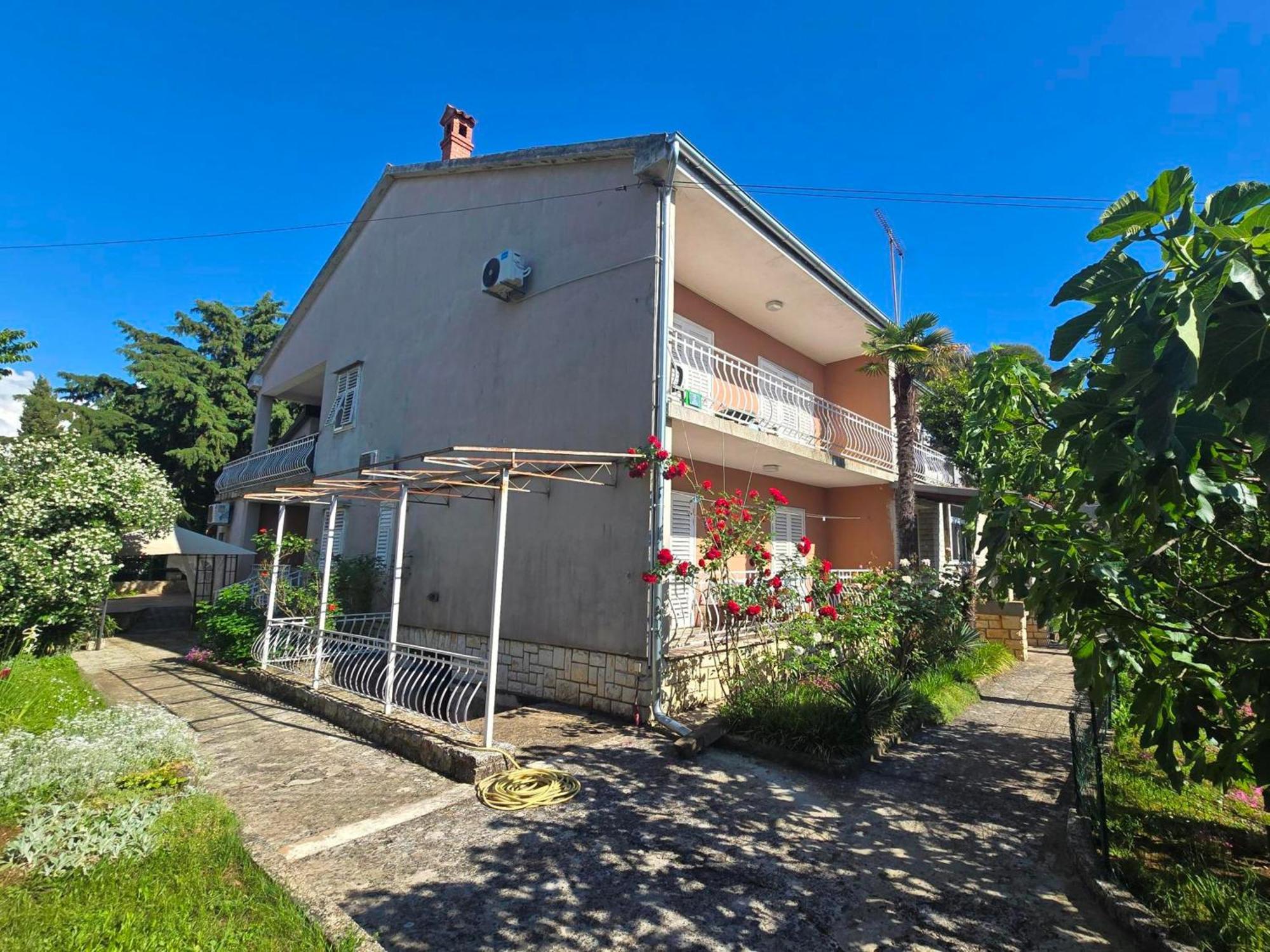 Renata Mare Apartments 罗维尼 外观 照片