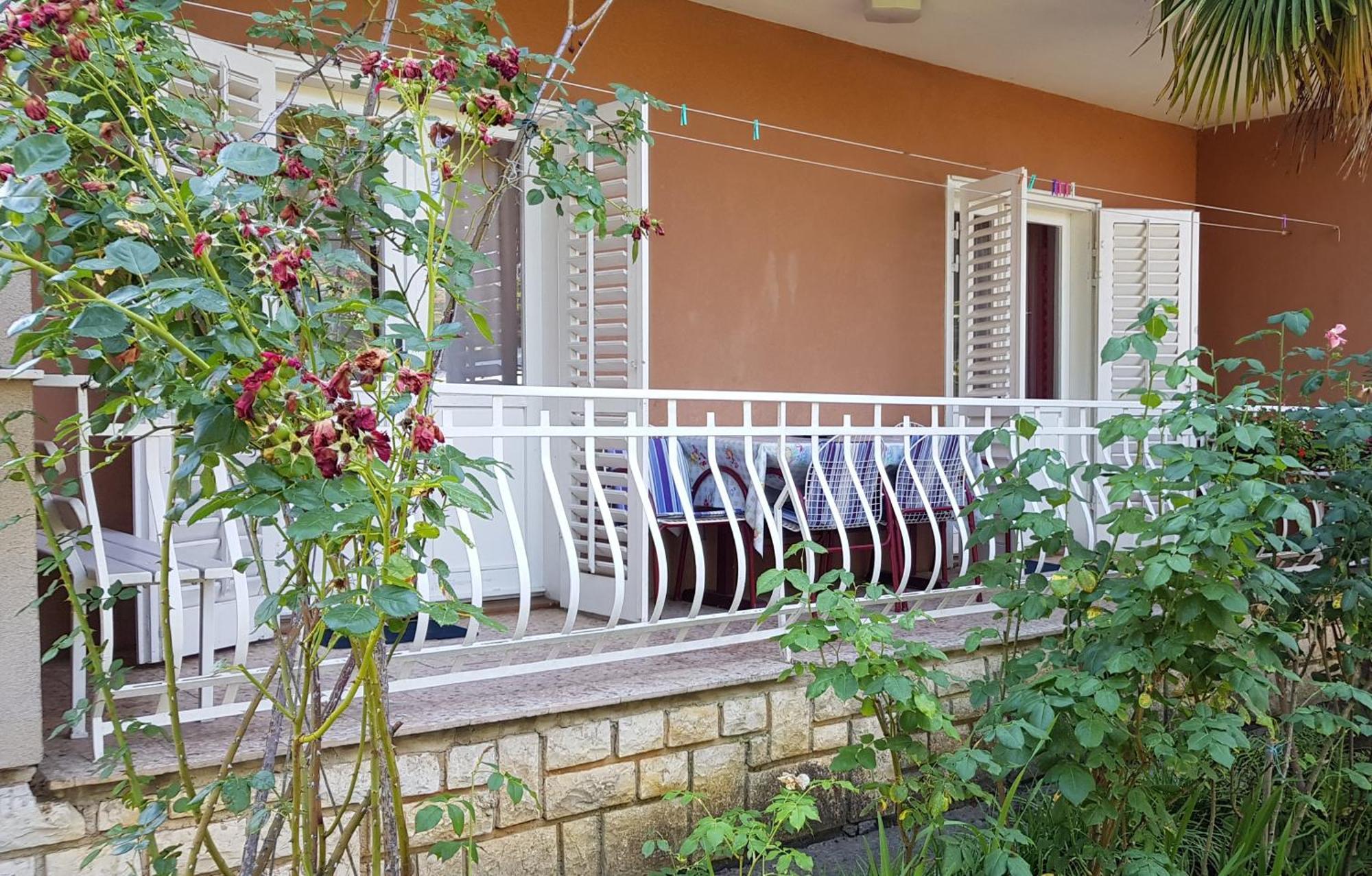 Renata Mare Apartments 罗维尼 外观 照片